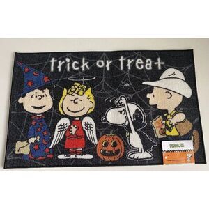 Peanuts Snoopy Charlie Brown Trick Or Treat Sally Lucy Accent Rug Floor Door Mat